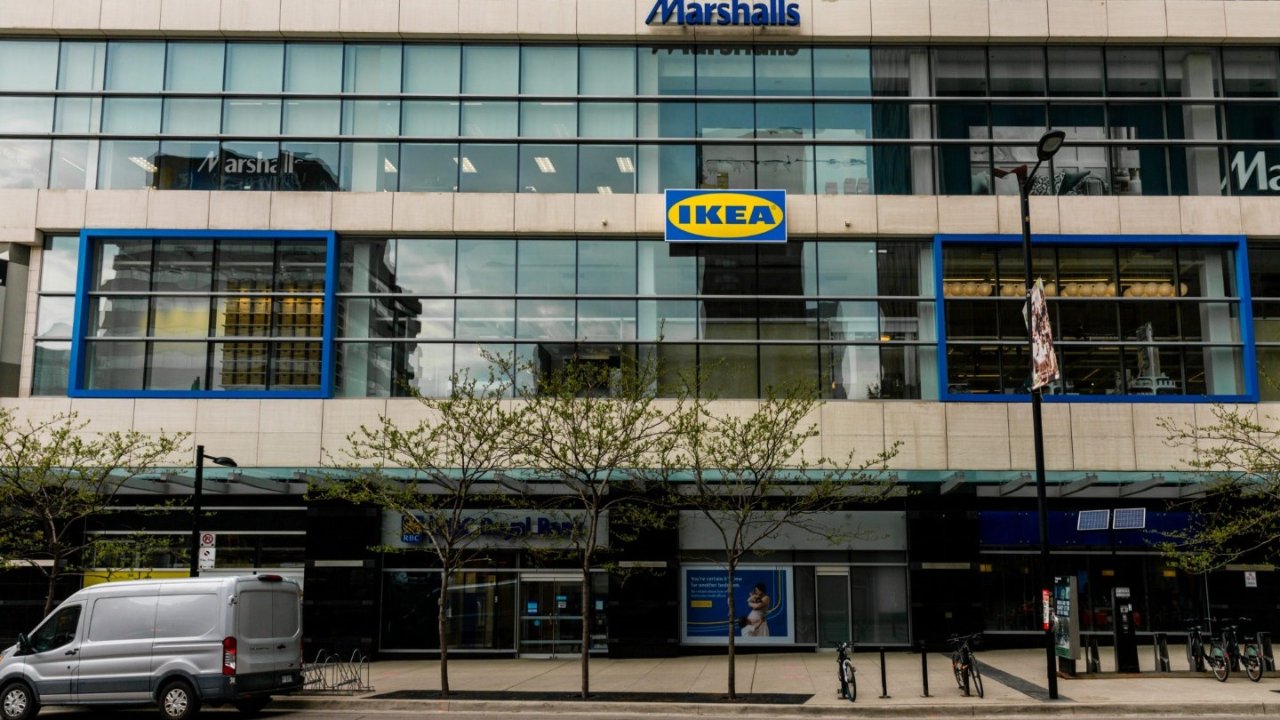 多伦多市中心新开宜家IKEA，号称首家无现金商店！带你看看到底长啥样？