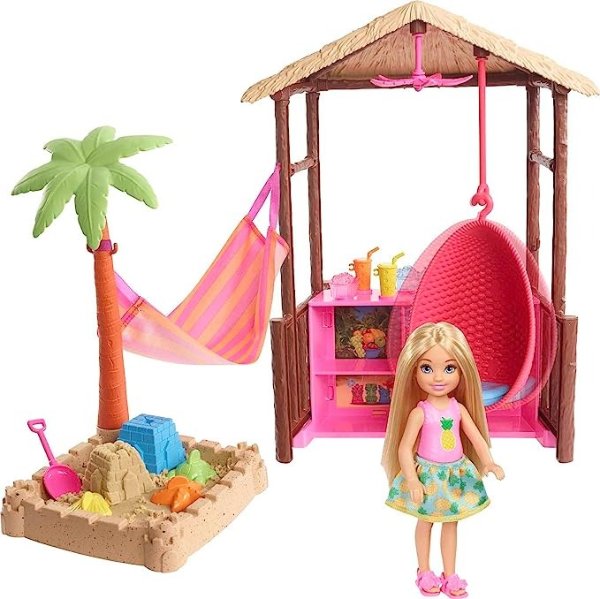 梦幻屋历险切尔西娃娃和 Tiki 小屋玩具套装，带可塑沙、吊床和配件，金发小娃娃