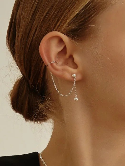 珍珠线条耳环