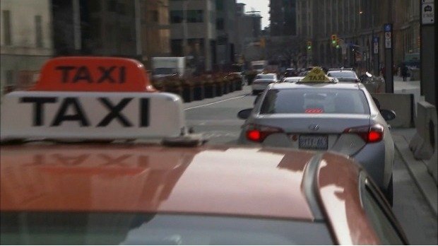 什么都涨！渥太华出租车票价12年来首次上涨10%，多伦多起步价即将上涨30%！油价飙升是罪魁祸首！
