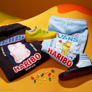 Vans X Haribo 小熊软糖联名上线 Q弹彩虹色小熊帆布鞋来啦