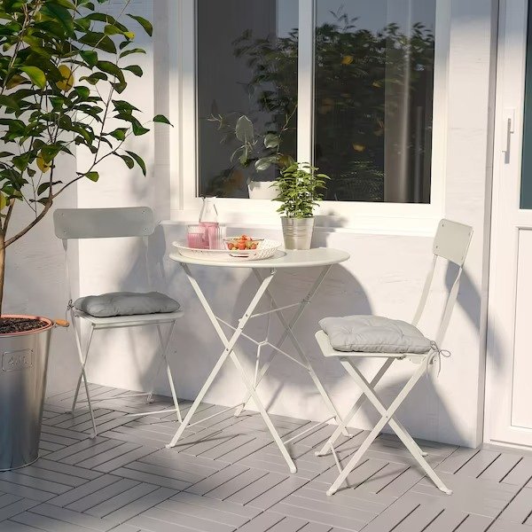 室外小桌子+折叠椅 x 2