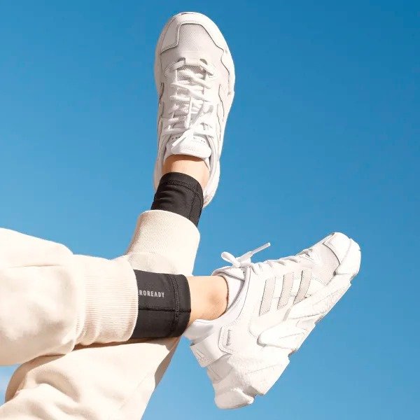 Karlie Kloss X9000 跑鞋