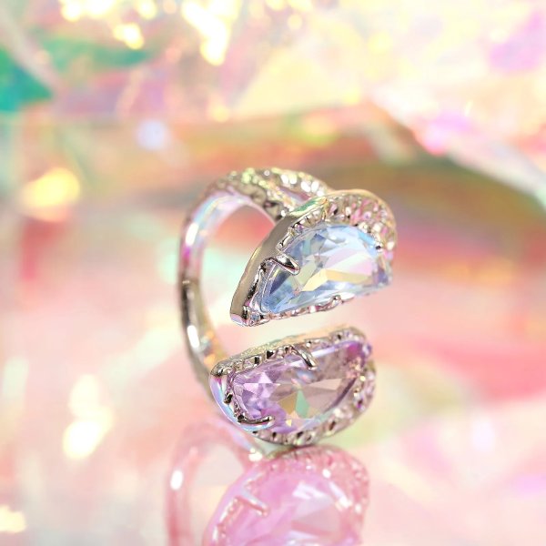 爱心水晶戒指