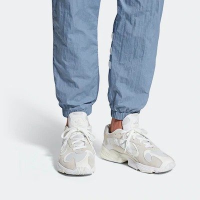 Sneaker 'Yung 1' in beige / weiss / perlweiss