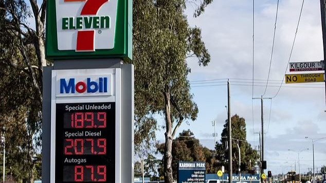 快去加油！趁着圣诞节涨油价前加满油箱，澳洲大部分地区汽油价格已开始下降！
