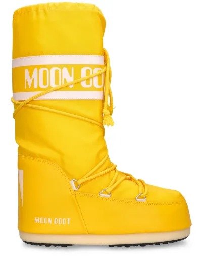 黄色长款雪地靴