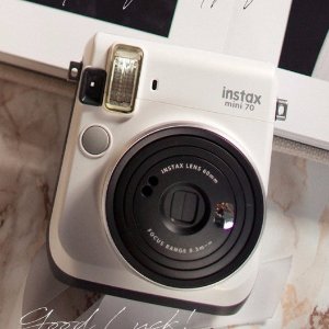 Fujifilm 多款拍立得热卖 入Mini70的好时机 相机纸也参加