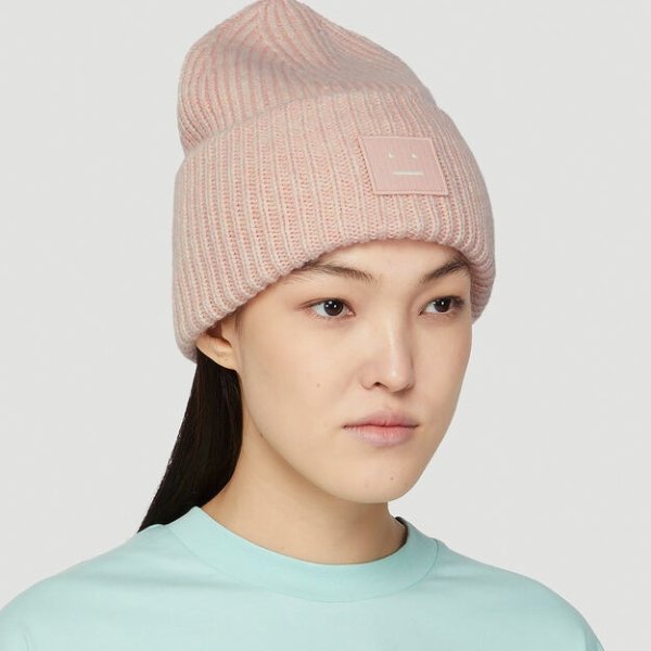 方脸粉色冷帽