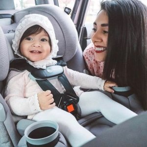 Maxi-Cosi 儿童推车、安全座椅、围栏 为宝宝兼顾安全舒适