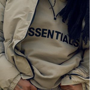 手慢无：Essentials 经典logo卫衣2021首次上新 尺码暂全