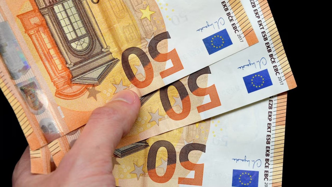 欧洲中央银行称，2023年查获的假钞数量急剧增加 - 新版本欧元正在酝酿中