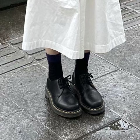 Dr. Martens 限时闪促方头德比鞋€125 孙怡同款Jadon靴子€137 5折起 