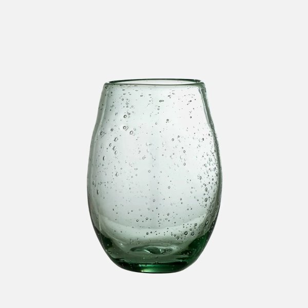 绿色玻璃杯