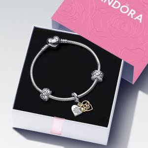 Pandora钻石与心形手链礼品套装