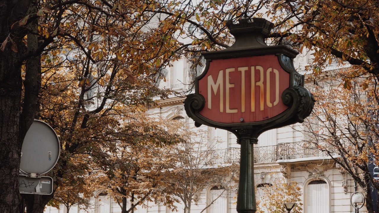 巴黎最美10大地铁站盘点，带上相机来一起来打卡吧！