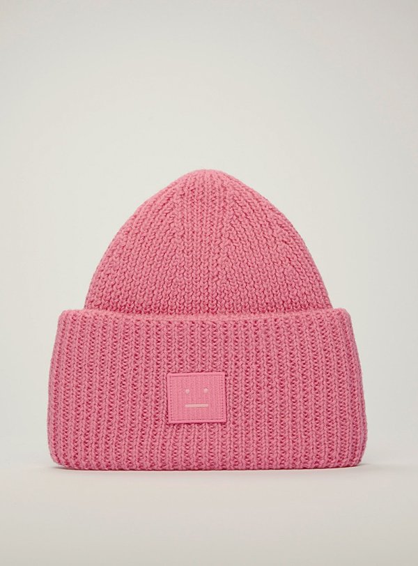 粉色羊毛笑脸帽