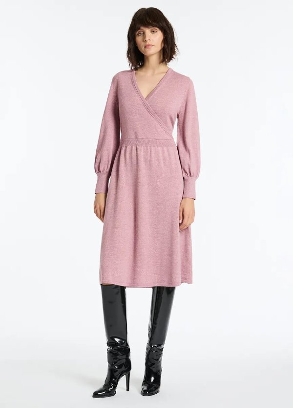 粉色羊毛裹身裙
