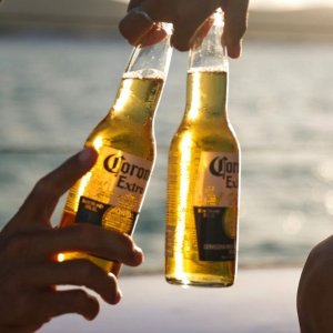 Corona 科罗娜特级啤酒限时特价 搭配柠檬口感绝佳