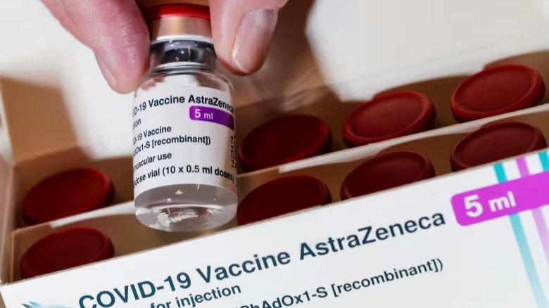 阿斯利康承认副作用，在全球范围内撤回其 COVID-19 疫苗！