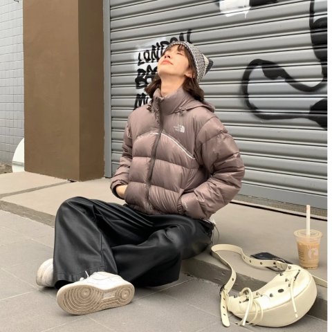 2000反光条设计羽绒服