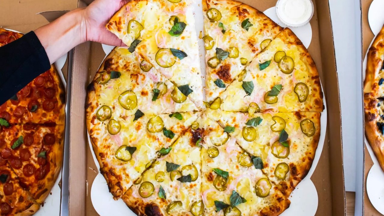 多伦多TOP 9披萨外卖推荐 - 薄皮、素食、纽约风味等不同口味Pizza都能满足你！