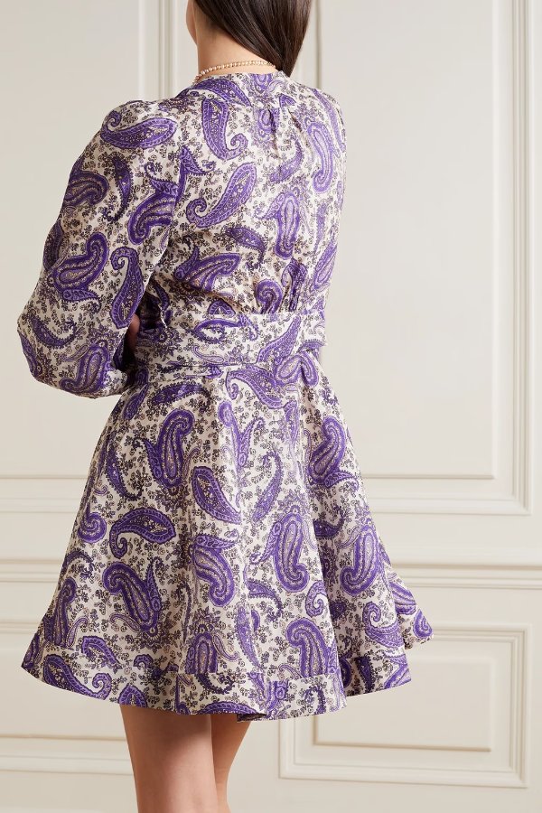 紫色印花连衣裙