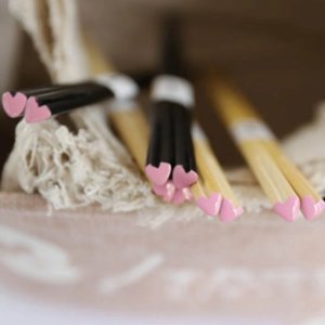 筷子都可以这么可爱？粉粉嫩嫩爱心筷子 吃个饭都是爱你的形状