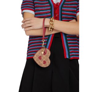 Coach爱心零钱包