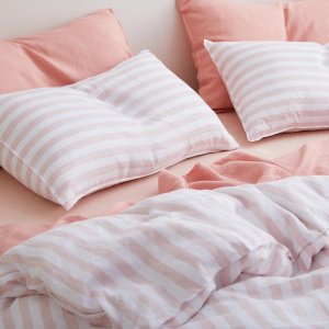 粉色条纹枕套