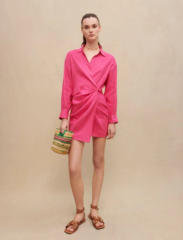 亮粉色衬衫裙