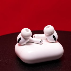 Apple Airpods Pro史低$295,Airpods 2仅$187