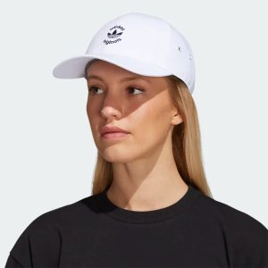 Adidas白色棒球帽