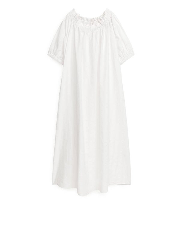 法式一片式小白裙