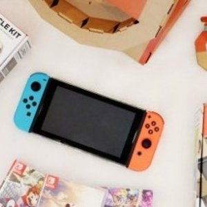 随时断货：Nintendo Switch 任天堂游戏机 两色可选