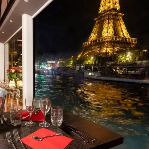 6折 €58.65双人套餐 仅€29/人巴黎约会好去处💞塞纳河双人游船午餐&晚餐 与爱人共赏铁塔