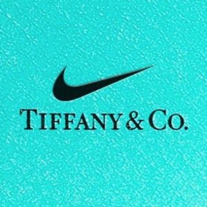 Nike X Tiffany & Co.重磅联名预告 蓝勾Air Force 1你爱了吗？