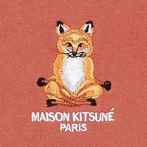 Maison kitsune 法日混血品牌 人见人爱潮萌小狐狸
