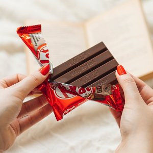 雀巢KITKAT 脆脆巧克力 朋友家人共享 哪个大人孩子不爱啊