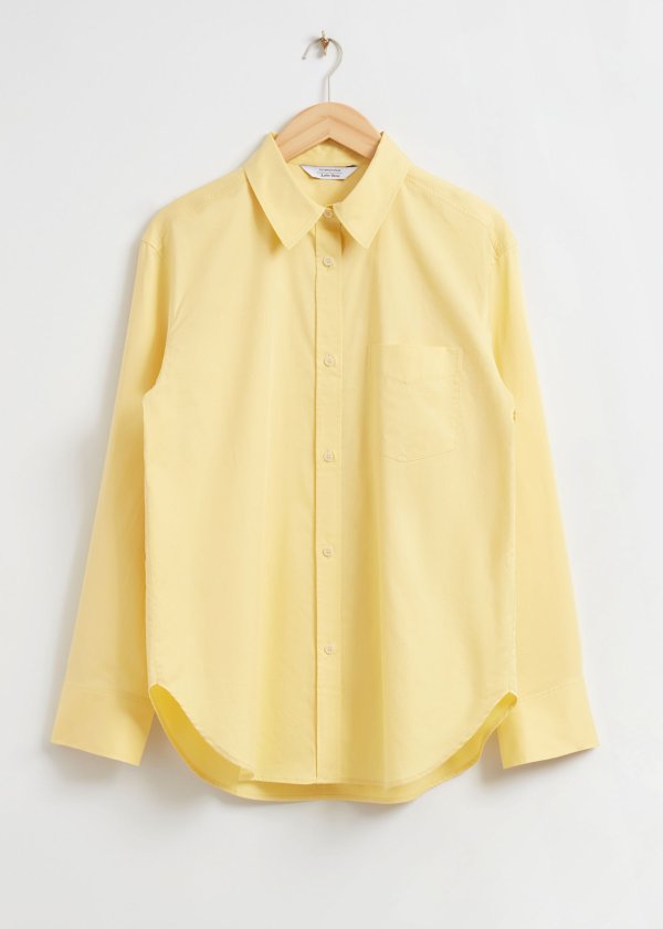 淡黄色衬衫