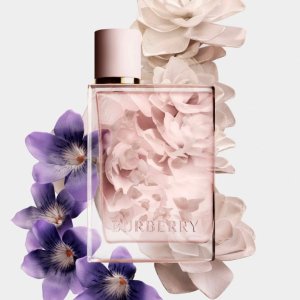 上新：BURBERRY花与她香水限量版-花果香美食调 充满活力