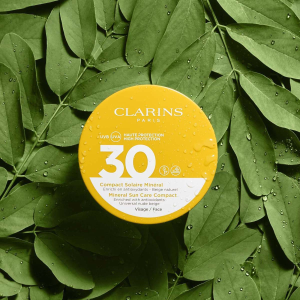 Clarins 娇韵诗防晒气垫 UVB30隔绝紫外线 减少皮肤晒伤