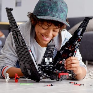 史低价：Lego 星战系列凯洛伦穿梭机 75256(共1, 005 粒)