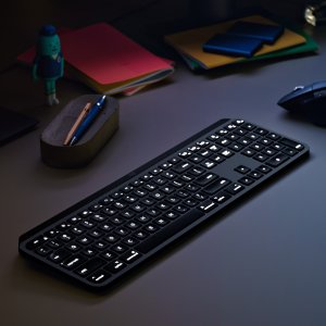 Logitech MX Keys 旗舰无线办公键盘 颜值手感都是超棒