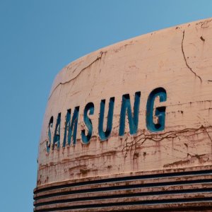Samsung 显示器专场 低至7.4折