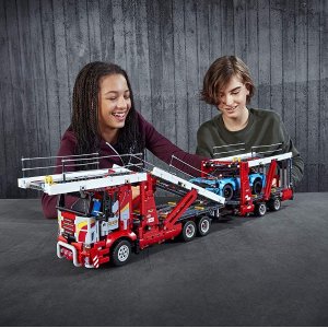 LEGO 乐高红色运输车+蓝色小跑车组件 一套玩具2种玩法