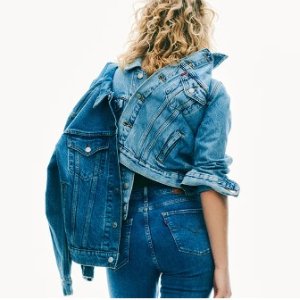 Levis 超值闪促 新款少女心满满 收经典连帽衫、复古牛仔裤