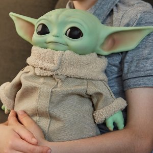 Baby Yoda上线 火爆全网的玩具 星球大战粉丝看过来