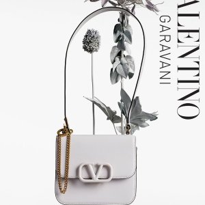 超后一天：Valentino 包包专区 $835收铆钉链条包 优雅精致