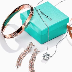 Tiffany&co 新年好礼 收T系列首饰、蓝宝石钻石花